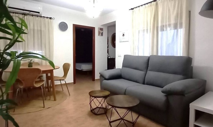 San Francisco-Ribera Apartamento | Céntrico apartamento en Córdoba by beBalmy