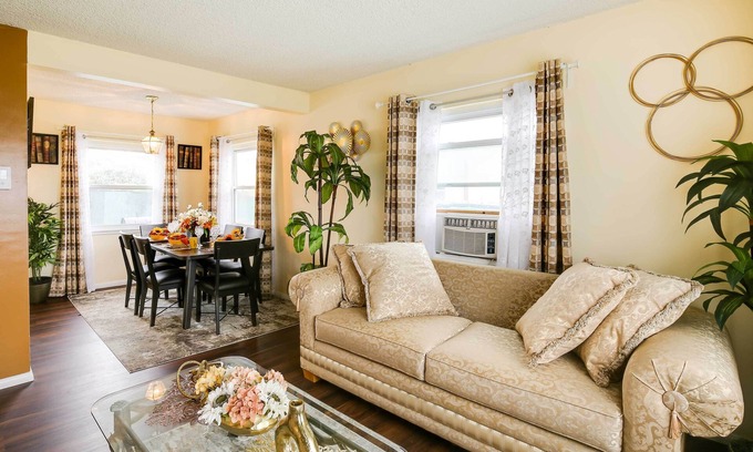 West Rancho Dominguez Casa | Centrally Located Compton Retreat: Patio & Grills