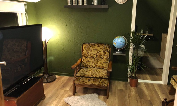 Hildesheim District Apartamento | Situado en el centro para los visitantes de Harz, huéspedes de la feria, instaladores, Alfeld (5min), Leineberg