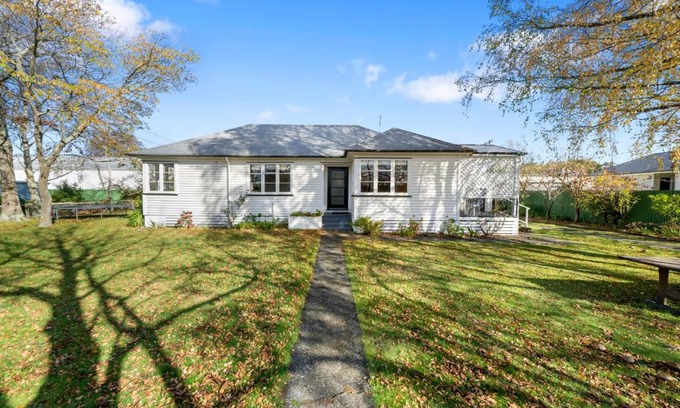 Greytown Casa | Centrally Located - Greytown Holiday Home
