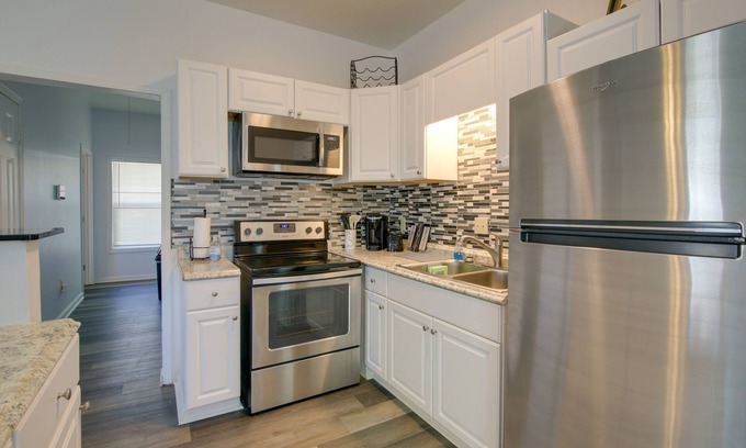 Uptown Cabaña | Centrally Located Memphis House: 2 Mi to Beale St!