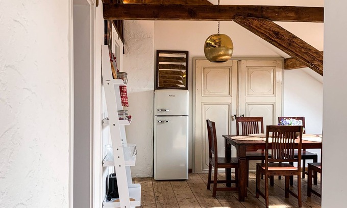 Neuwied Condominio | Centrally located, modern and cozy in the most beautiful house in town