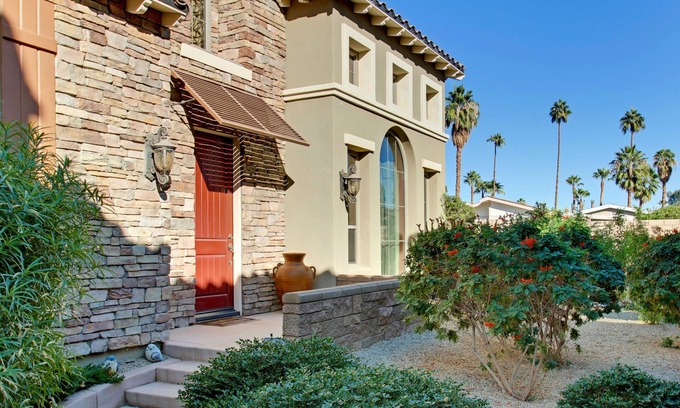 Palm Desert Casa | Casa adosada de estilo toscano con piscinas / spas, gimnasio, excelente ubicación