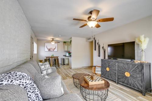 Yuma Apartamento | Centrally Located Yuma Retreat with Fenced Patio