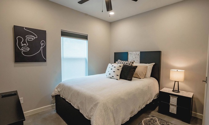 McAllen Apartamento | Centric 2 bed 2 bath in McAllen