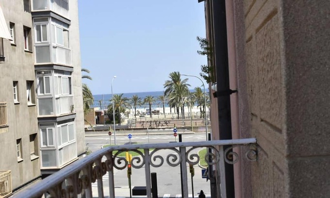 Mataro Apartamento | CENTRIC HOUSE 100m from the beach
