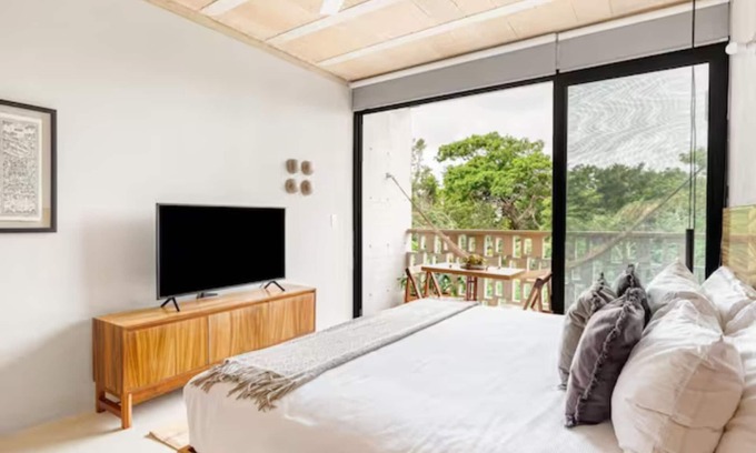 Downtown Cancun Apartamento | H2 · Centric - Loft With Pool