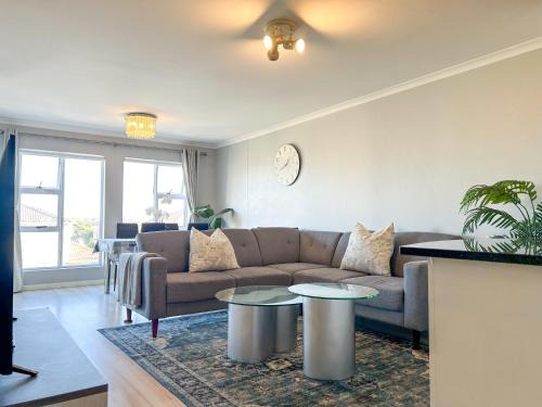 Cape Town Apartamento | Century Hideaway with Mountain views, Security, FREE Parking