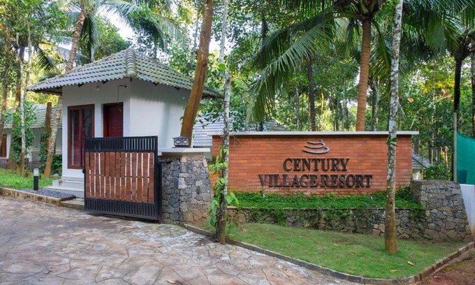 Vellamunda Complejo | Century Village Resort