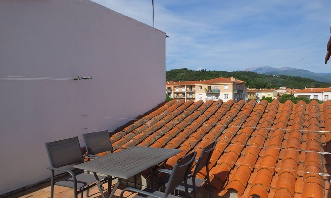 Ceret Casa | Ceret Centre - 3 Bedroom Town House With Sunny Roof Terrace