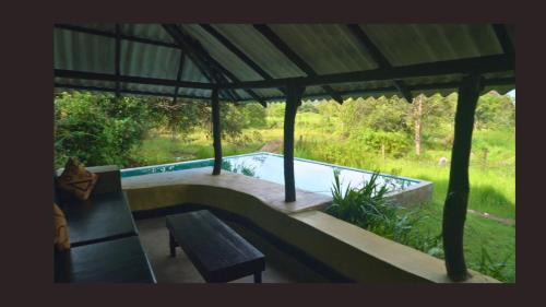 Dambulla Cabina | CES Field Base