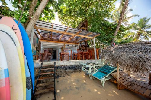 Kaduruduwa Hotel | Ceylon Heart Beach Villa