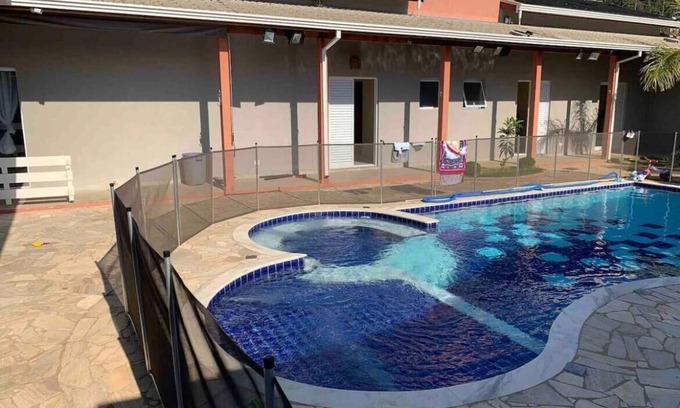 Itupeva Casa | Chácara com Piscina Aquecida 24 Horas e com Campo de Futebol