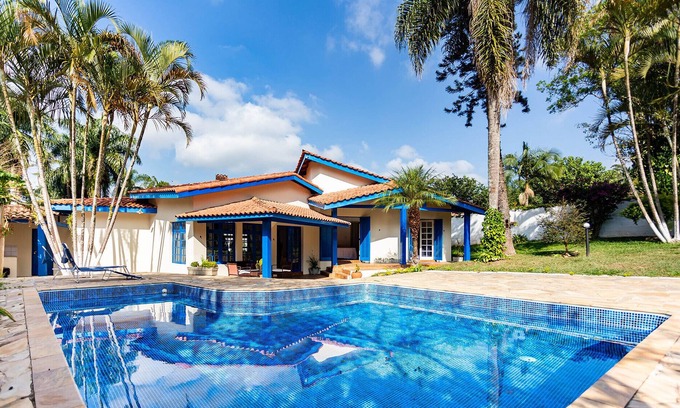 Cotia Cabaña | Chácara com piscina, churrasqueira e WiFi em Cotia