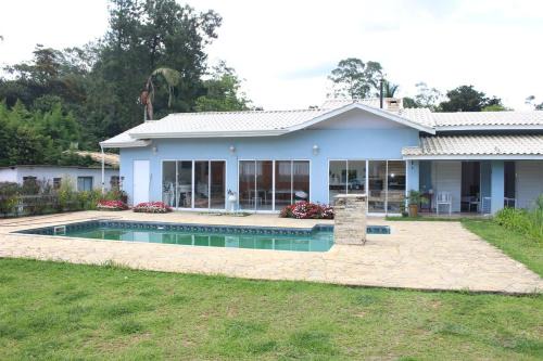 Cotia Casa | Chácara - Cotia - 3 km Animália Park - pet friendly