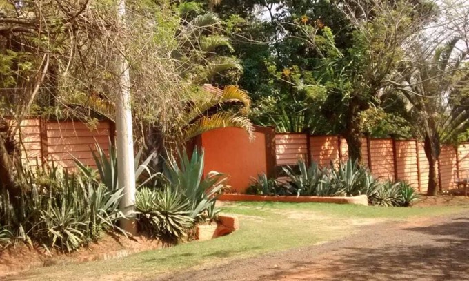 Salto de Sao Jose Casa | Chácara em Itu com Muito Verde e bem Localizada
