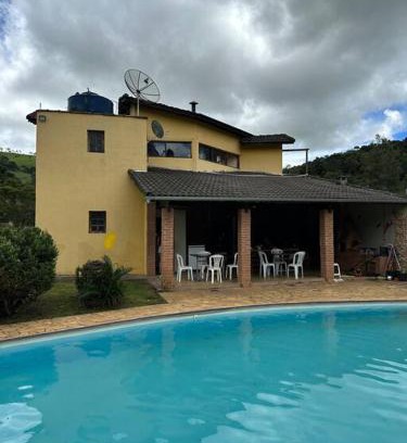 Corrego do Bom Jesus Casa | Chácara Kamaleão