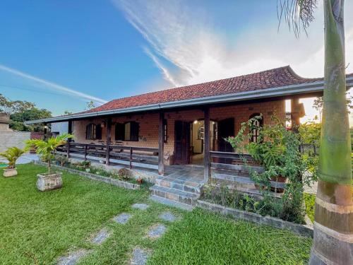 Itaocaia Valley Casa | Chácara Nosso Refúgio