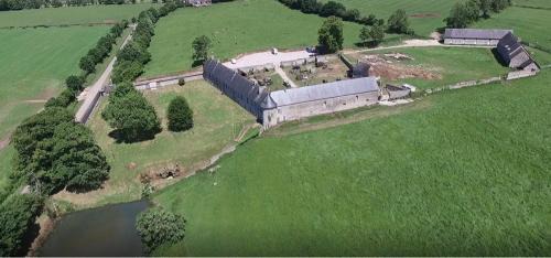Carquebut Casa | CHÂTEAU DE FRANQUETOT & D Day Collins Museum