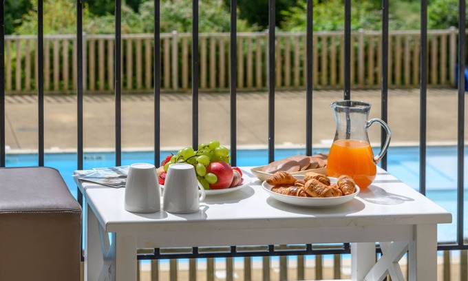 Baden Apartamento | Château De Kergonano by Interhome