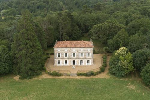 Vaudreuille Cama Y Desayuno | Château de L'Encastre