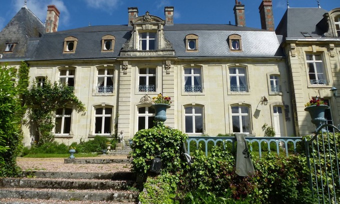 Troo Otro | Château de la Voûte, orientado al sur
