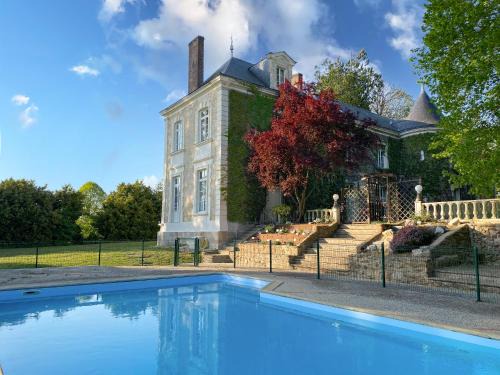 Oize Cama Y Desayuno | Château de Montaupin