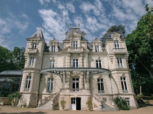 Saint-Hilaire-Saint-Florent Cama Y Desayuno | Château des Orchidées en Val de Loire