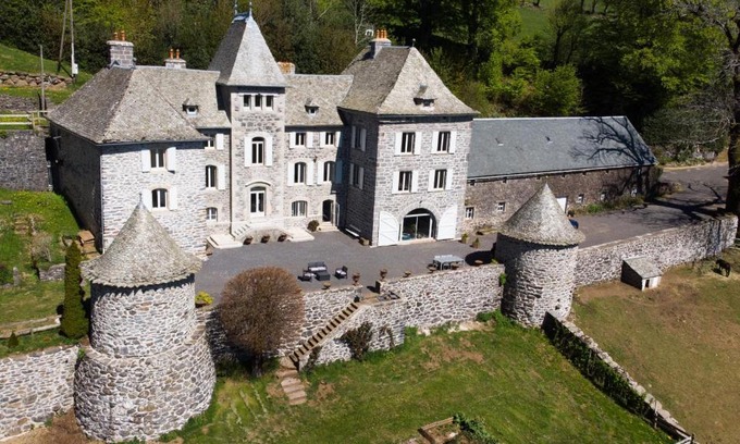 Curieres Cama Y Desayuno | Château du Puech