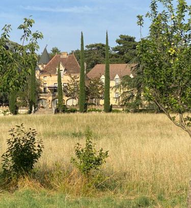 Montelimar Cama Y Desayuno | château le perchoir