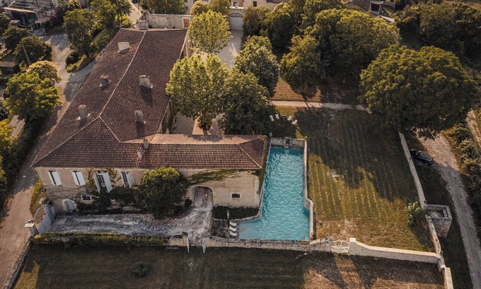 Saint-Puy Otro | Château Monluc -360° views, XL pool, cinema room, kids room & ping-pong