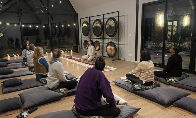 Pruniers-en-Sologne Casa | Château Wellness Exclusif - Yoga y eventos de lujo, Valle del Loira
