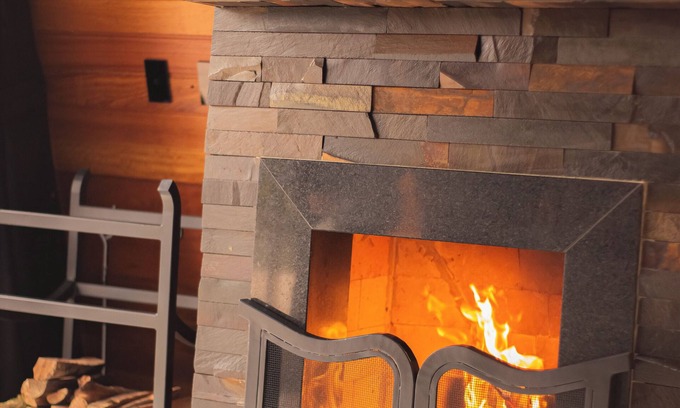 Bom Retiro Chalet De Esquí | Charms of the Friar Cottage