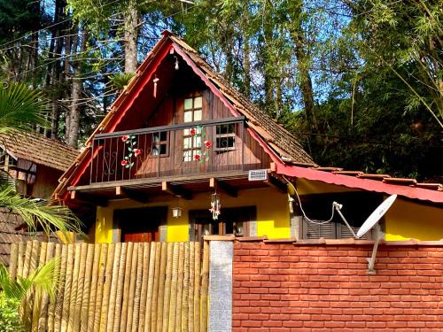 Maromba Apartamento | Chalé 1 Alto na Montanha, com lareira e wi-fi