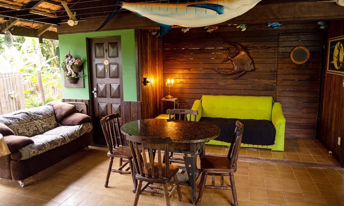 Paranagua Chalet De Esquí | Chalé Bombordo com Wi-Fi na Praia das Encantadas