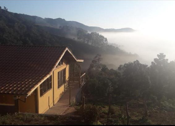 Aiuruoca Casa | Chalé Sabiá