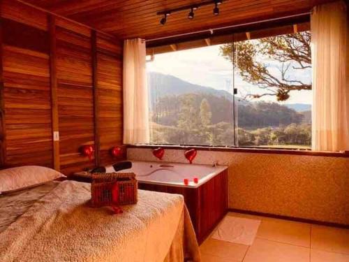 Leoberto Leal Chalet De Esquí | Chalé Vô Vilbertinho, pousada com café da manhã!