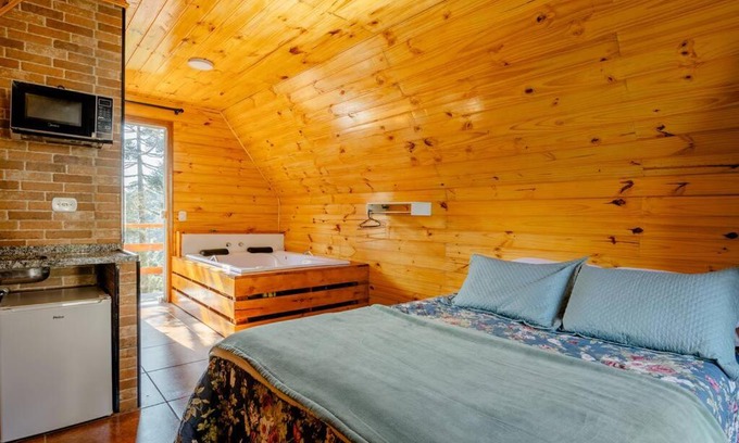 Vila Inglesa Casa | Chale com hidromassagem Casa Papai Noel
