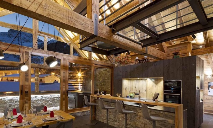 Les Deux Alpes Chalet De Esquí | Chalet, 10m de los comercios, fitness, sauna, terraza, chimenea o estufa a leña, tv, 260m²