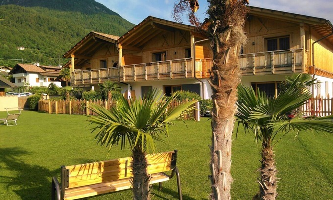 Tesimo Apartamento | Chalet '2 55m²' con vistas a la montaña, piscina comunitaria y wifi