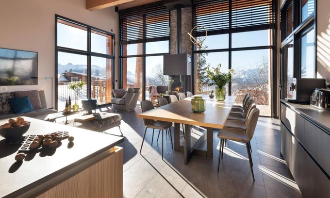 Arc-1800 Chalet De Esquí | Chalet, 200m from ski slopes, swimming pool, sauna, hammam, balcony, fireplace or stove, parking, tv