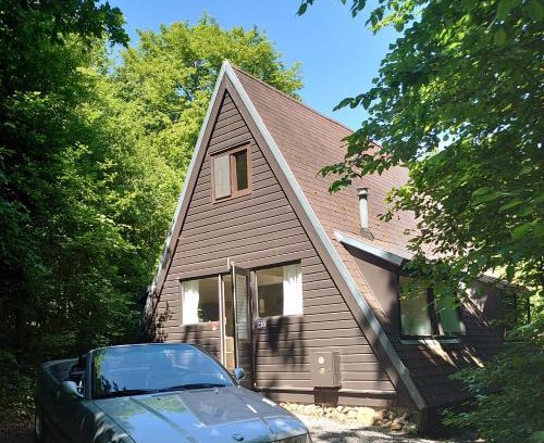 Septon Chalet De Esquí | Chalet 230 I deux-cent-trente I Gezellig chalet aan de rand van het bos - 5 persoons I Durbuy