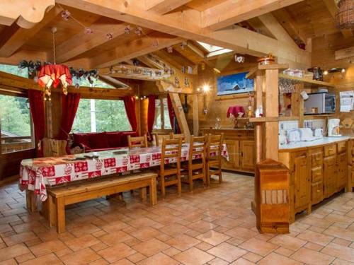 Chatel Apartamento | Chalet 8 pièces, 16 pers, proche village, parking, WiFi, animaux admis - FR-1-676-112