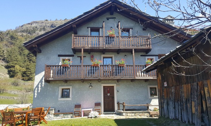 Antey-Saint-Andre Chalet De Esquí | CHALET ANTICO