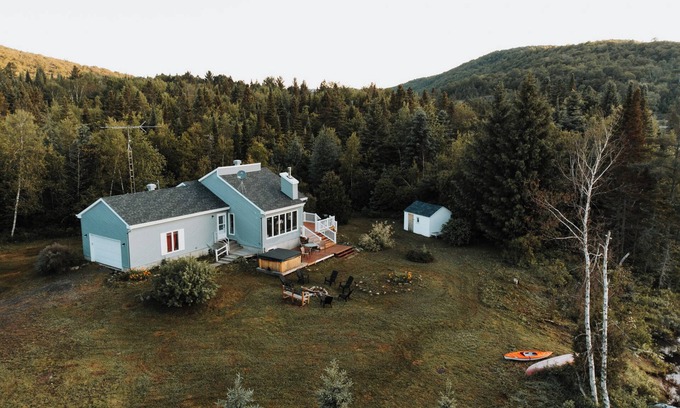 Entrelacs Chalet De Esquí | Chalet Bouleau, spa, fireplace, lakeside, family-friendly