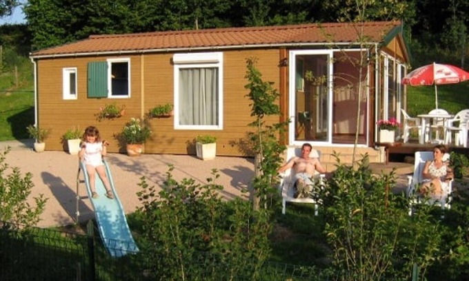 Pionsat Chalet De Esquí | Chalet bungalow, acceso a Internet y los balnearios, a un precio bajo