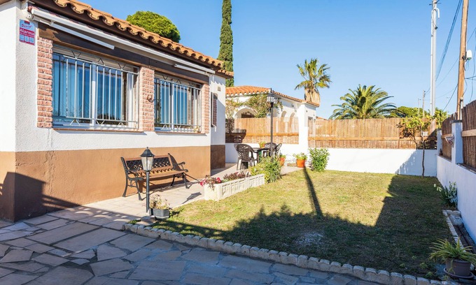 Miami Platja Chalet De Esquí | Chalet 'Casa Thaiker' con vistas a la montaña, jardín, barbacoa y aire acondicionado
