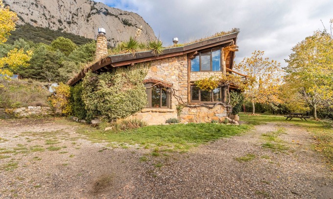 Boixols Chalet De Esquí | Chalet 'Cal Serrat' con vistas a la montaña, terraza privada y Wi-Fi