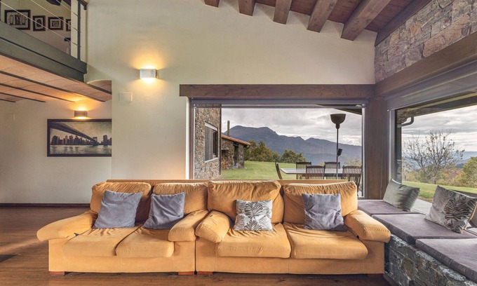 Campelles Chalet De Esquí | Chalet 'Casa Campelles 2' con vistas a la montaña, terraza compartida y Wi-Fi