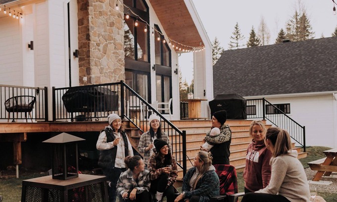 Chertsey Chalet De Esquí | Chalet Chardonnay - Spa | Wood fire places | Yellow Lake